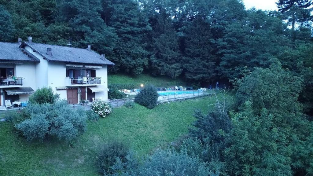 Lake Apartment Ischia Red Tenna Exteriör bild